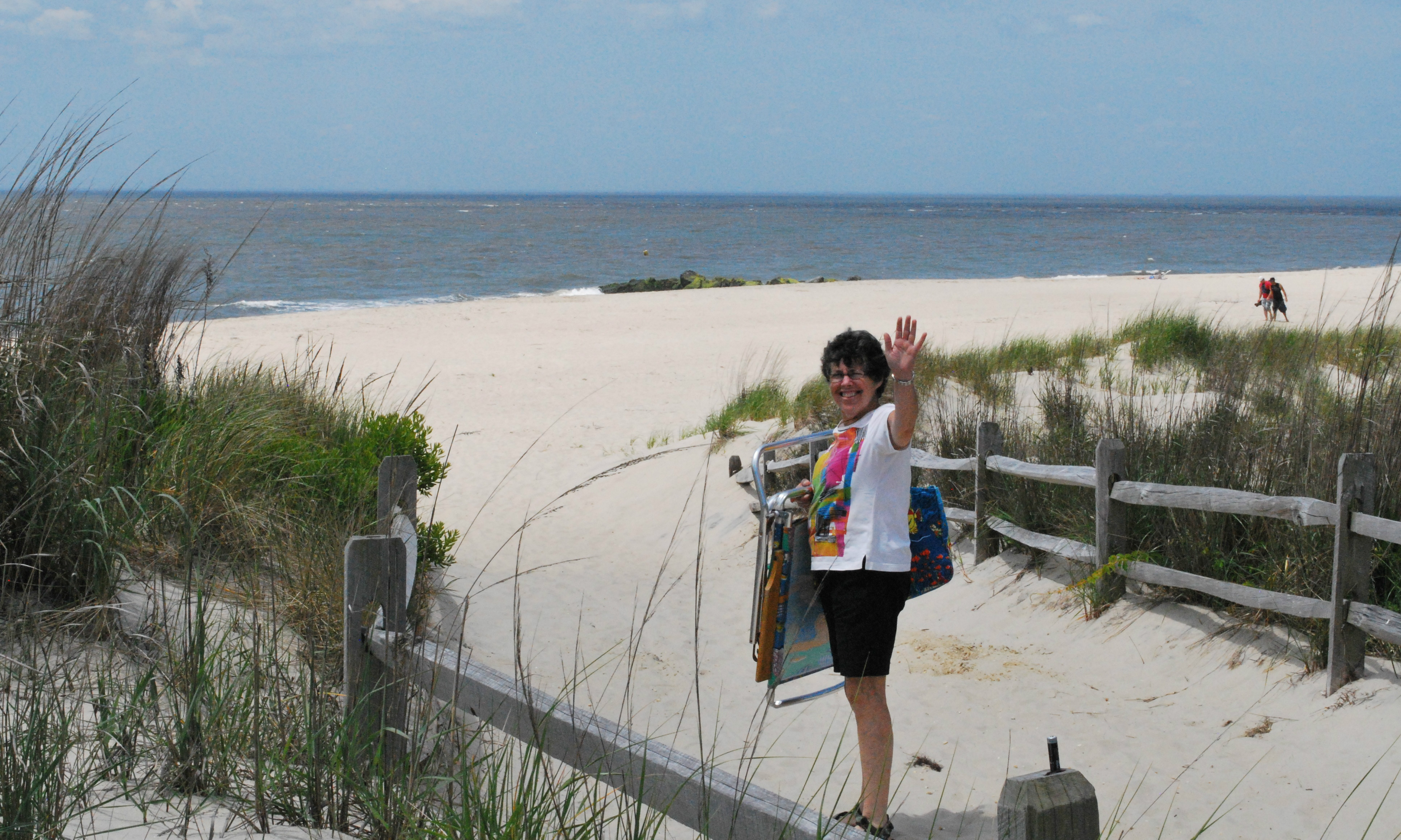 st.-m-lady-on-beach.JPG (Orig:3872x2322) st.-m-lady-on-beach.JPG (Orig:3872x2322)